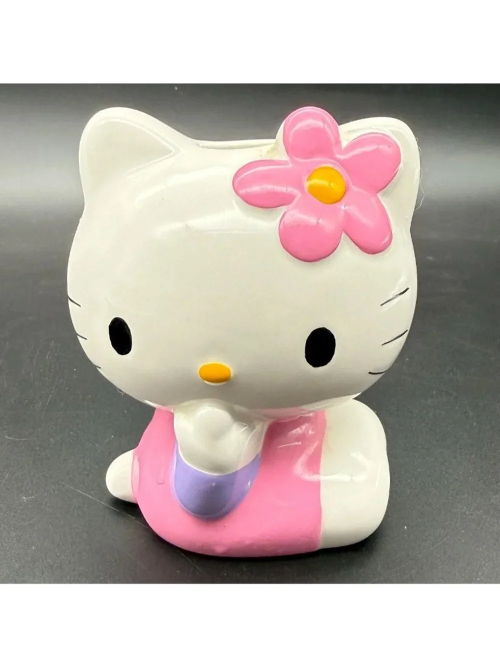 Vintage 2000 Sanrio Hello Kitty Ceramic Bathroom Toothbrush Holder